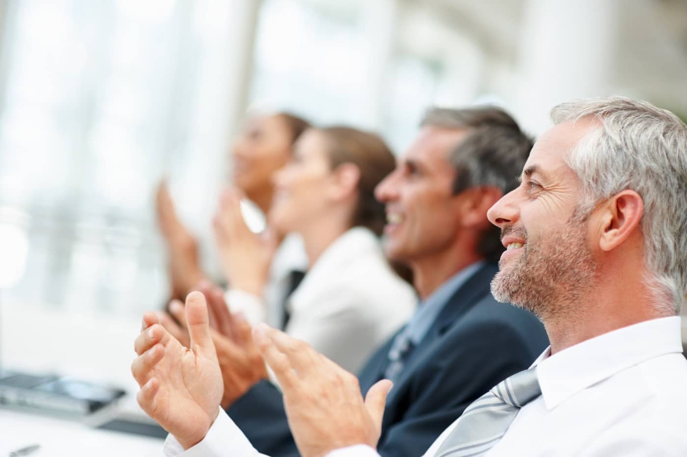 Bienestar de los empleados y felicidad laboral como nuevos retos